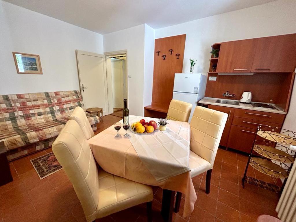 Apartmani Soljaga Petrovac Exterior foto